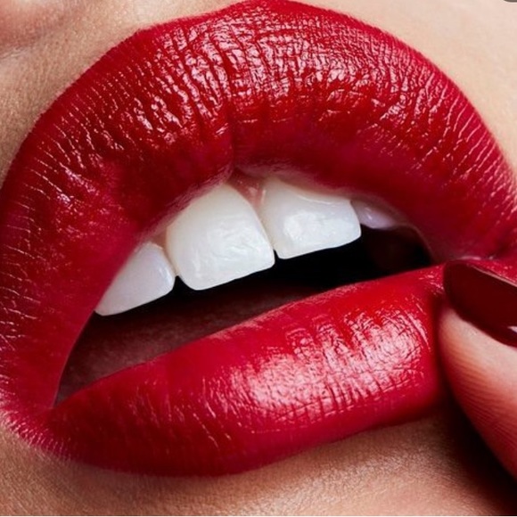 Mac Cosmetics Lustre Lipstick in Cockney BNIB - Picture 1 of 16